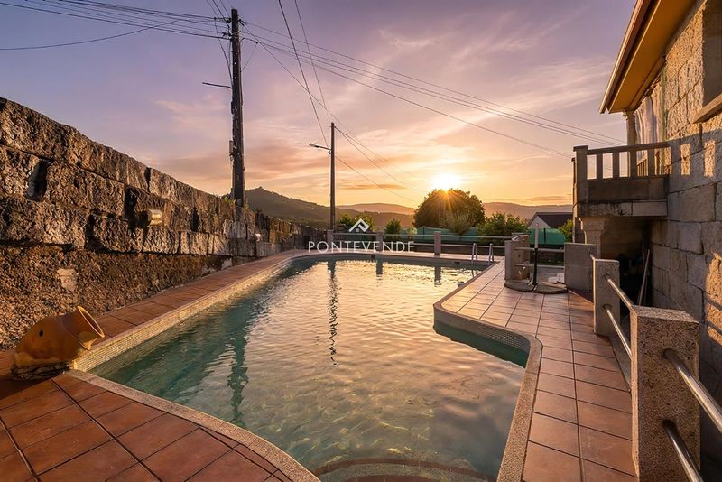 Chalet Independiente en venta Soutomaior, Pontevedra. Ref: 5010. Pontevende