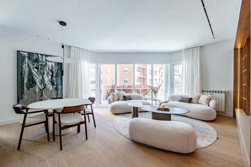 Piso en venta Madrid. Ref: 1043. PRADO CURATED PROPERTIES
