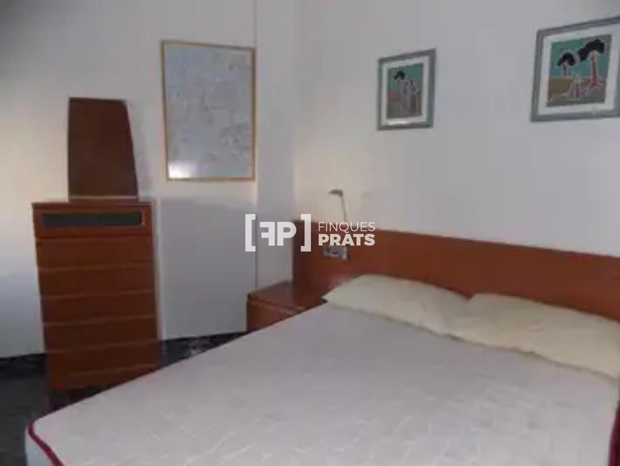 GRAN PISO EN LA ZONA DE CAPPONT POR 85.000 4 HABITACIONES, 2 BAÑOS