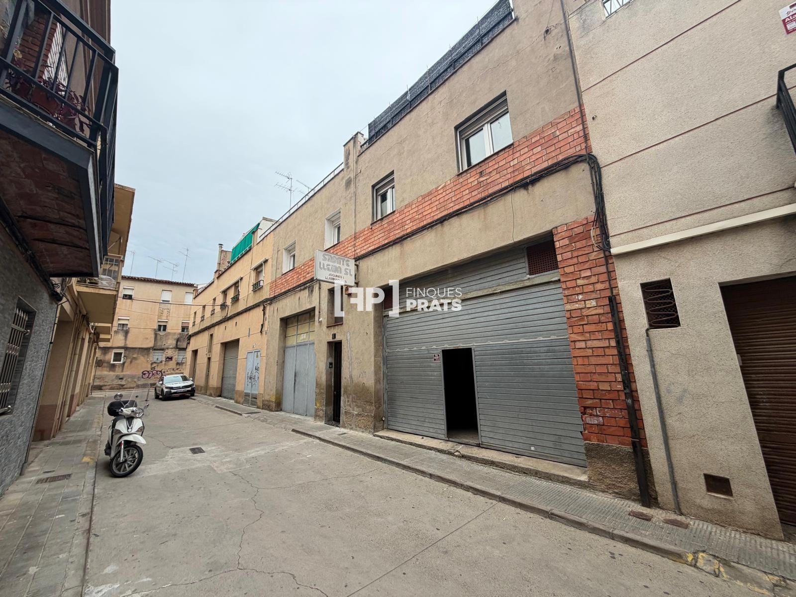 Local Comercial en venta Lleida. Ref: 3879. FINQUES PRATS