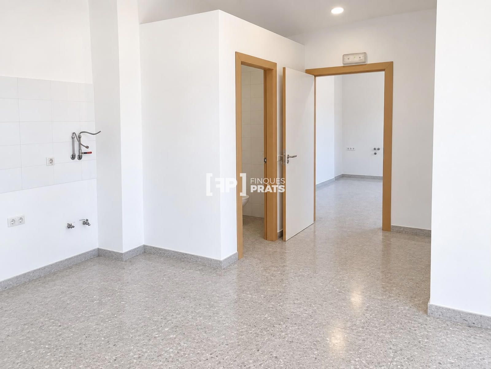 LOCAL COMERCIAL ALQUILER EN ALFARRÀS , UBICACION ESTRATEGICA - - Foto 6