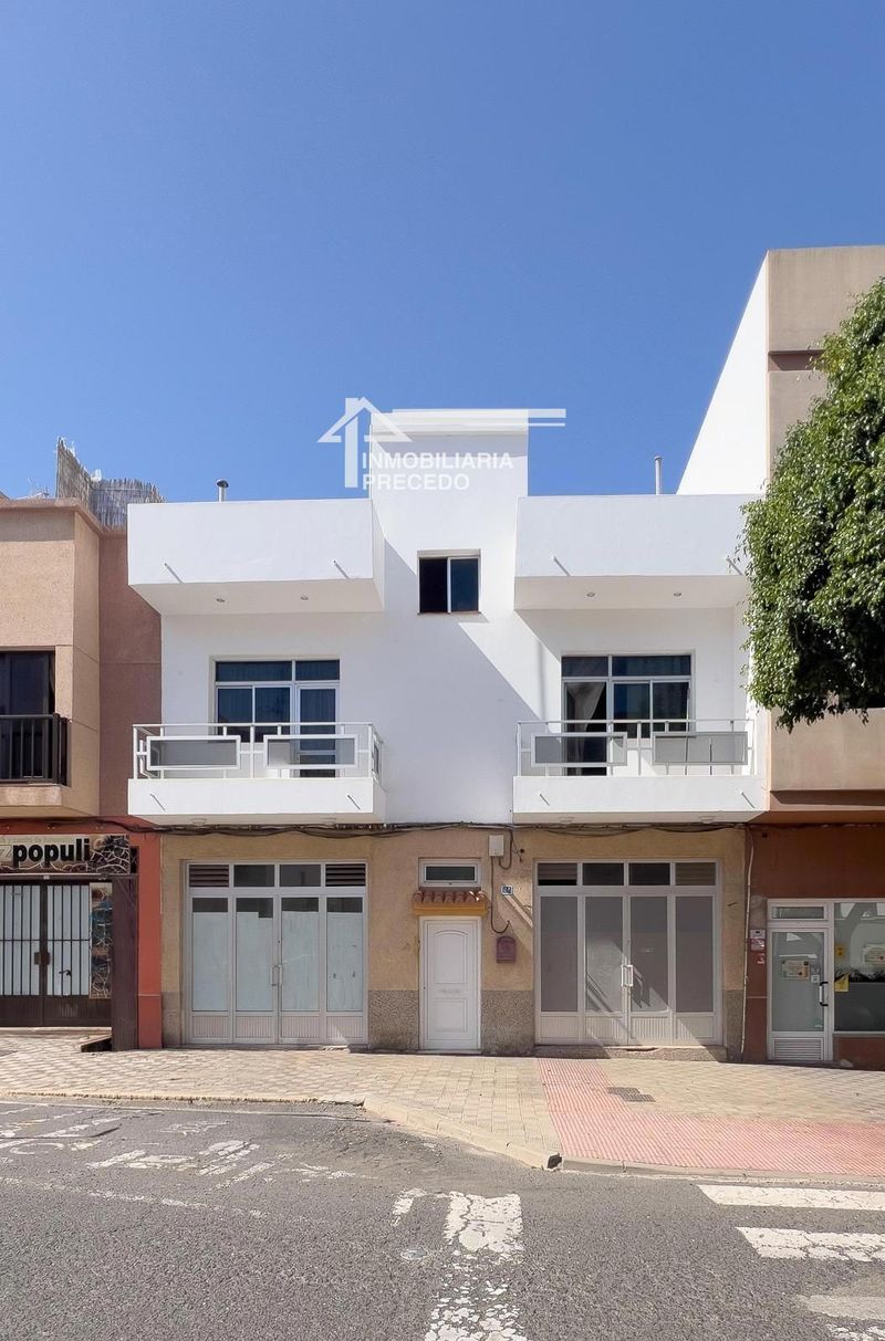 Edificio Unico in vendita Puerto Del Rosario, Las Palmas. Ref: 1074. Inmobiliaria Precedo