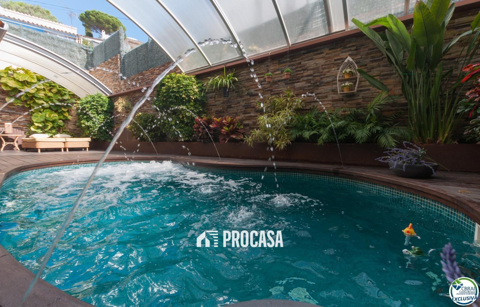 Maison de Ville en vente Roses, Girona. Ref: 1100. FINCAS PROCASA