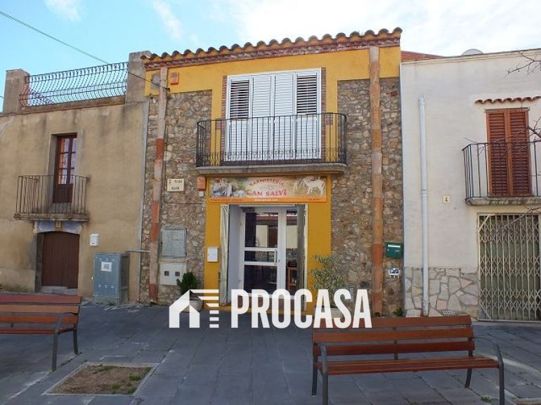 Maison de Ville en vente Vilajüiga, Girona. Ref: 1135. FINCAS PROCASA
