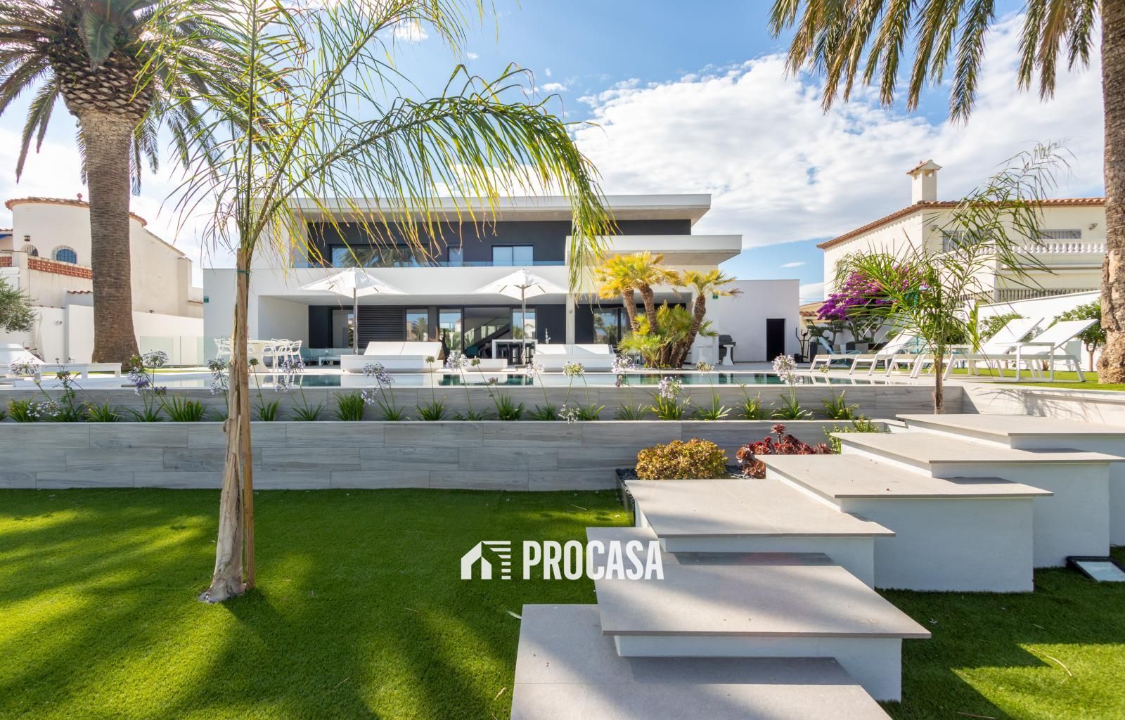 Maison de Ville en vente Empuriabrava, Girona. Ref: 2084. FINCAS PROCASA