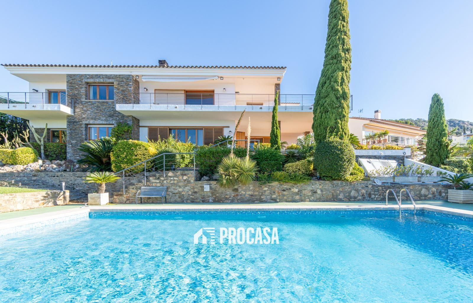 Maison de Ville en vente Roses, Girona. Ref: 3046. FINCAS PROCASA