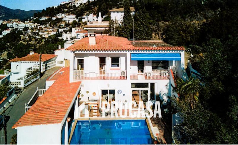 Maison de Ville en vente Roses, Girona. Ref: 3558. FINCAS PROCASA