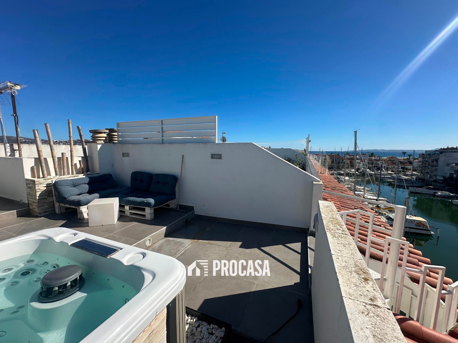 Wohnung zu verkaufen Empuriabrava, Girona. Ref: 3647. FINCAS PROCASA