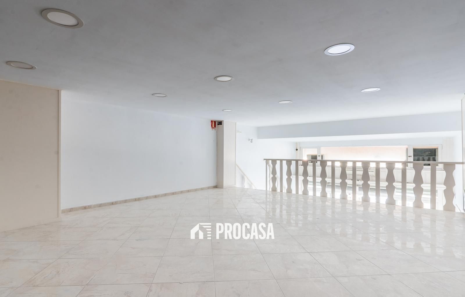 Geschäftsraum zu verkaufen Empuriabrava, Girona. Ref: 3710. FINCAS PROCASA