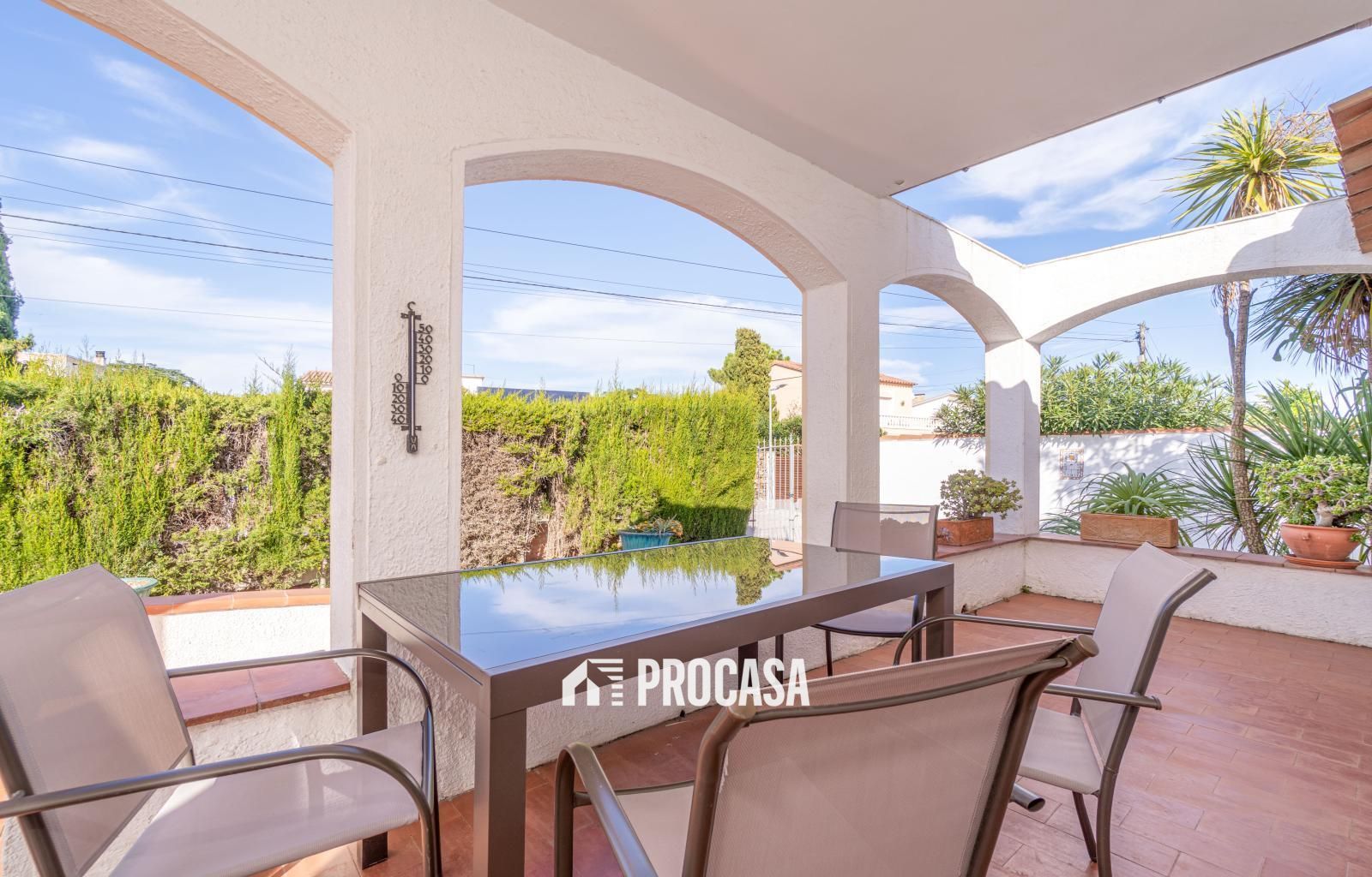 Maison de Ville en vente Empuriabrava, Girona. Ref: 4025. FINCAS PROCASA