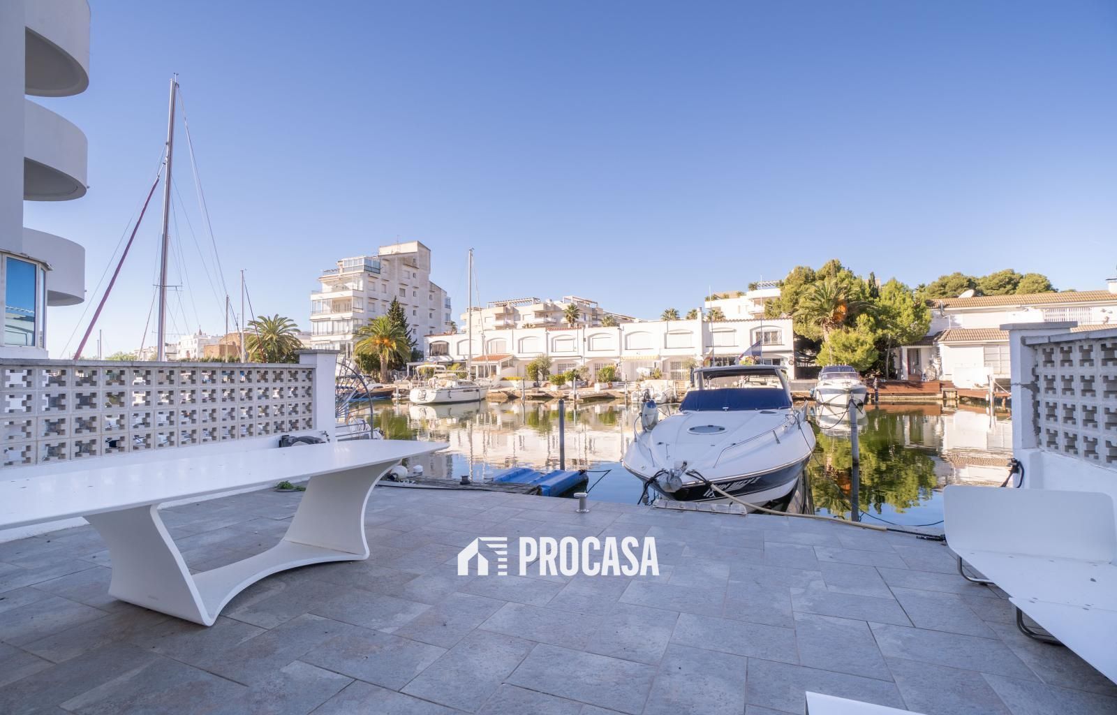 Maison de Ville en vente Roses, Girona. Ref: 4063. FINCAS PROCASA