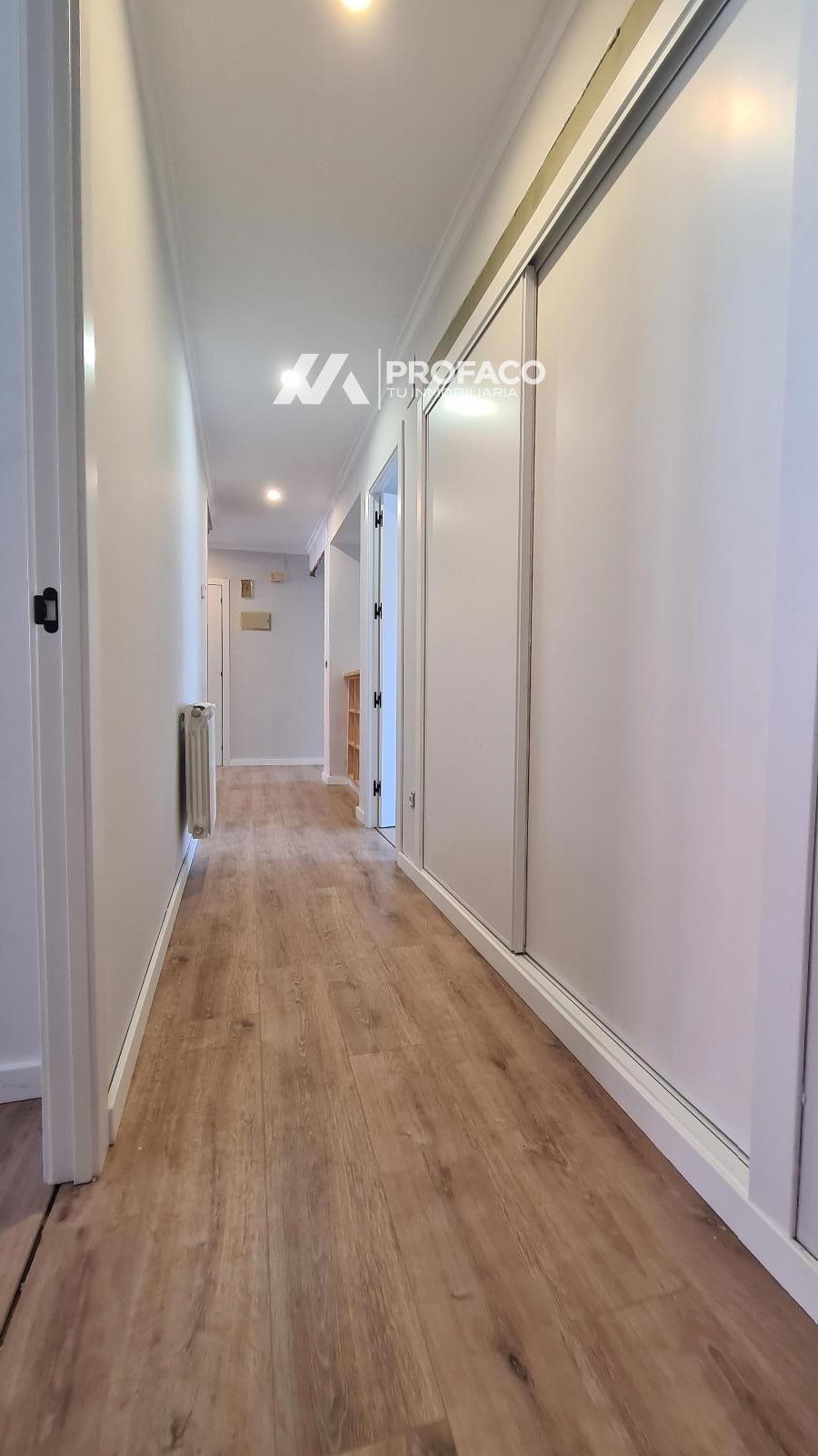 Piso en venta O Carballiño, Ourense. Ref: 1832. CASAADOC