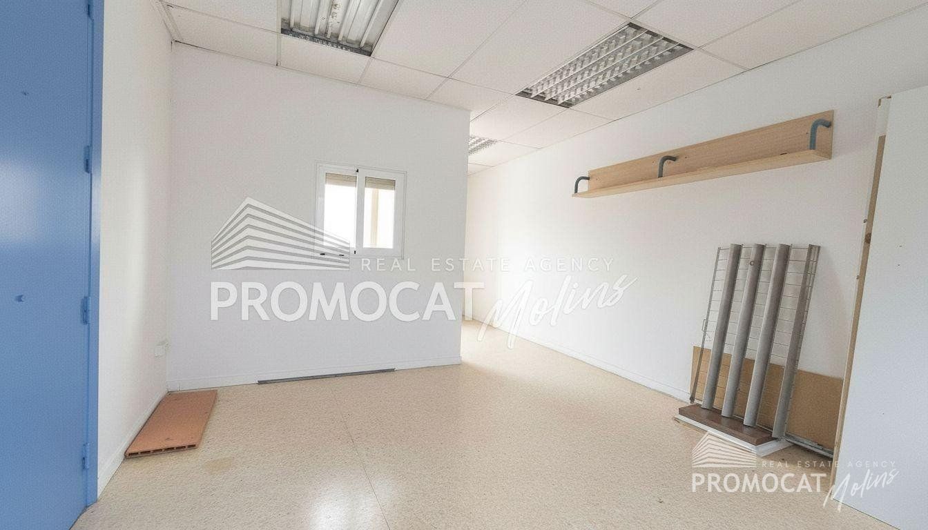 Local comercial en venta – Calle Sever Ochoa, Esplugues de Llobregat - Foto 9