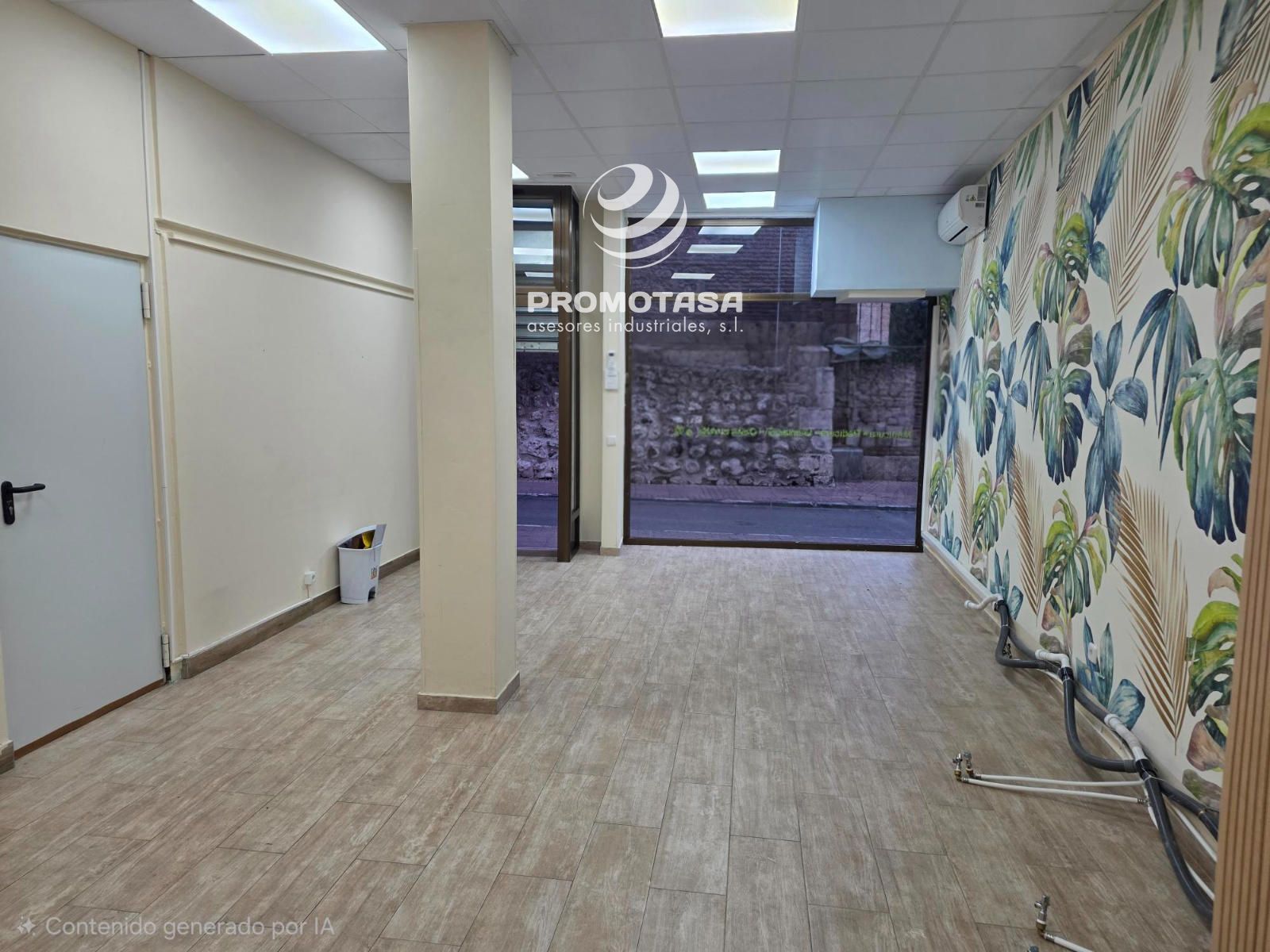COMMERCIAL PREMISES LOCATED IN THE MOST TRAFFIC AREA OF THE POPULATION - Foto 2