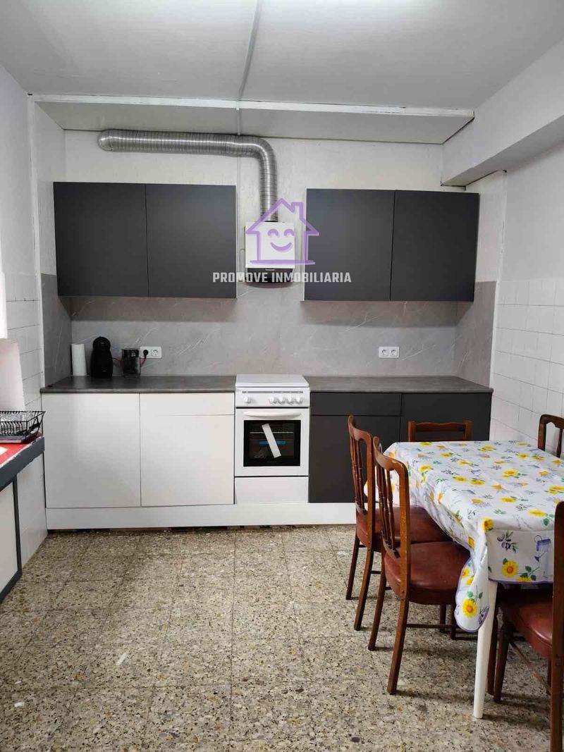 Casa en alquiler Arteixo, A Coruña. Ref: 1133. Promove Inmobiliaria