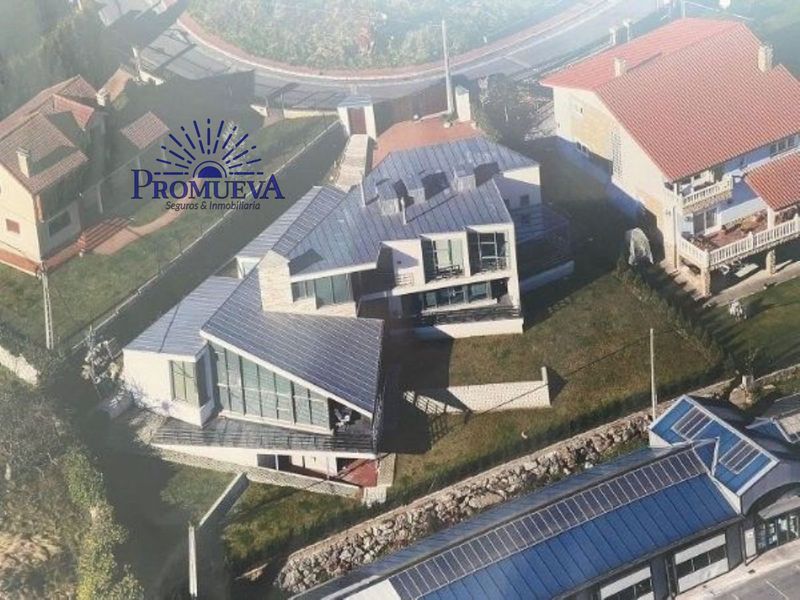 Chalet Independiente en venta Grado, Asturias. Ref: 1055. Promueva Agencia