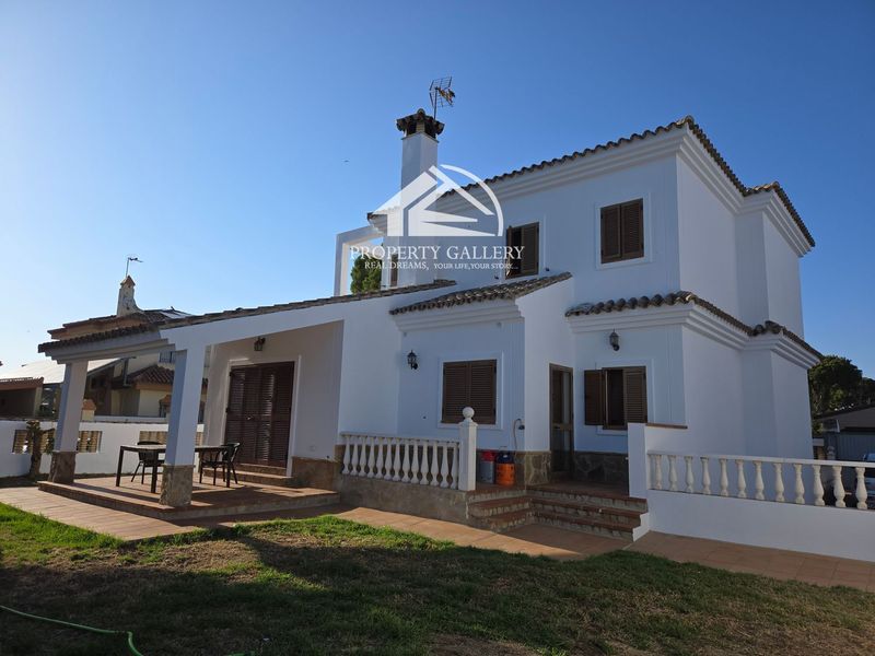 Chalet Independiente en venta Chiclana de la Frontera, Cádiz. Ref: 1574. Property Gallery  