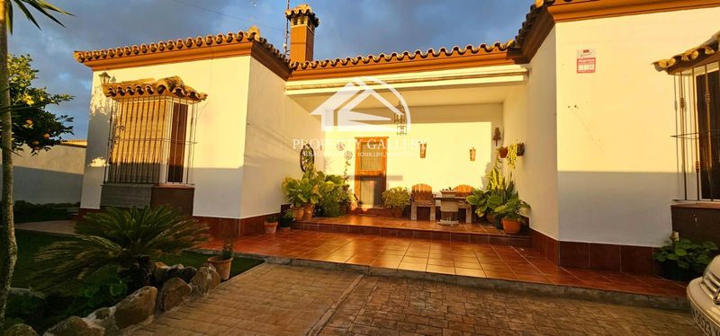 Detached Villa for sale Chiclana de la Frontera, Cádiz. Ref: 1598. Property Gallery  