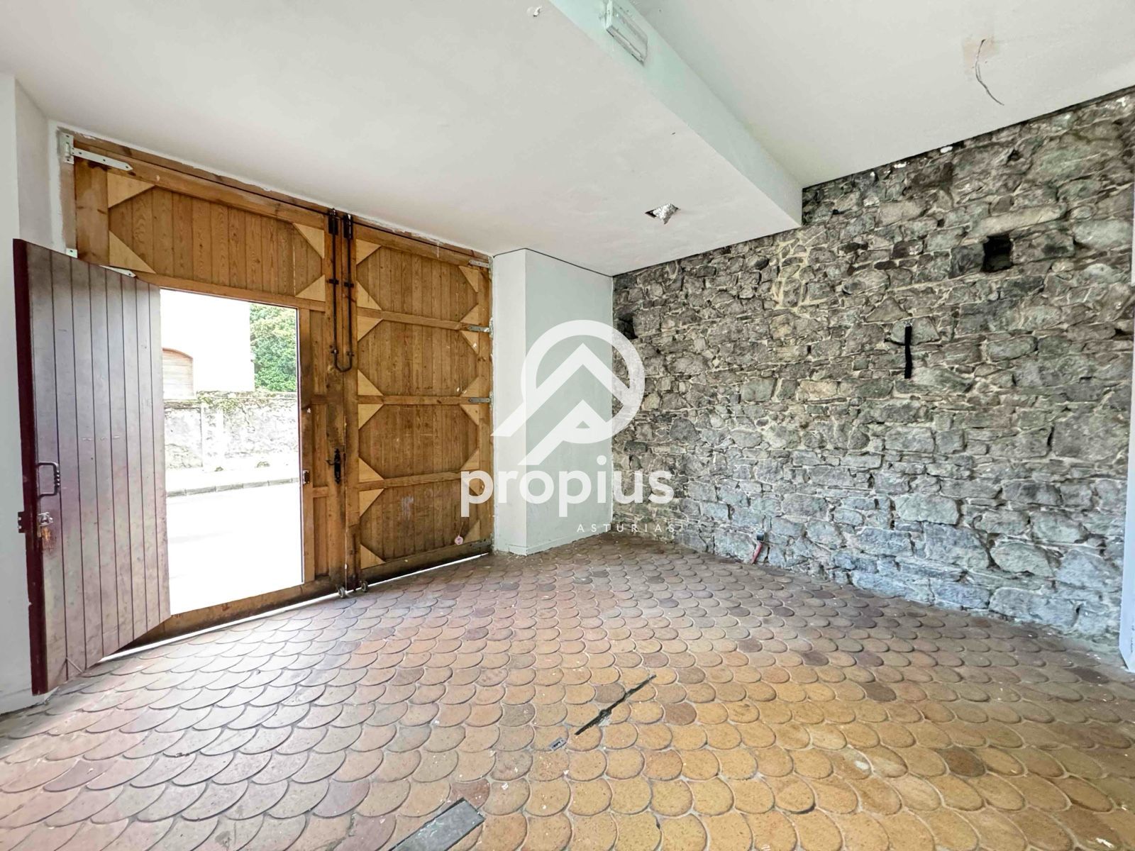 Local Comercial en venta Llanes, Asturias. Ref: 1862. PROPIUS