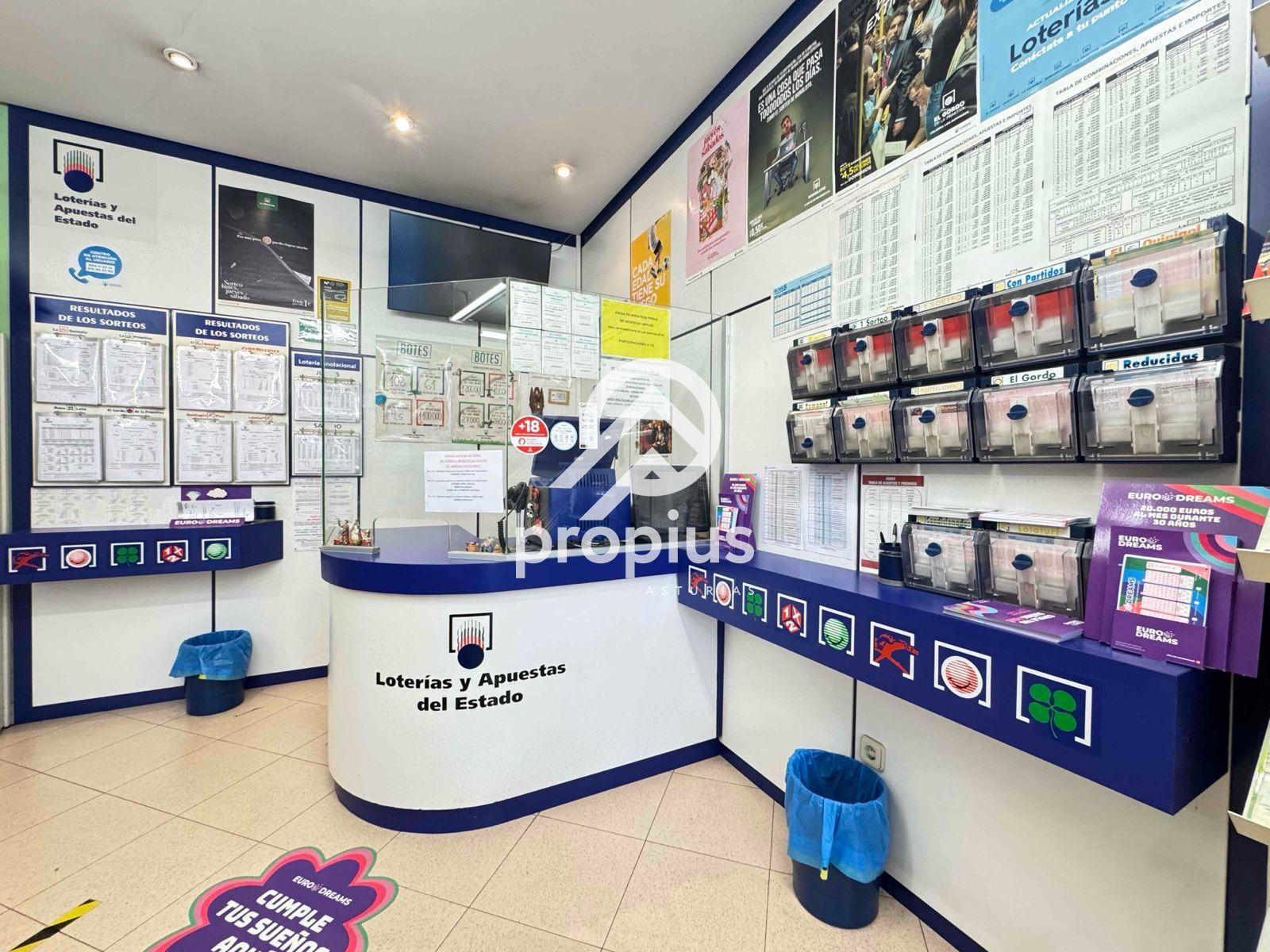 Local Comercial en venta Oviedo, Asturias. Ref: 1891. PROPIUS