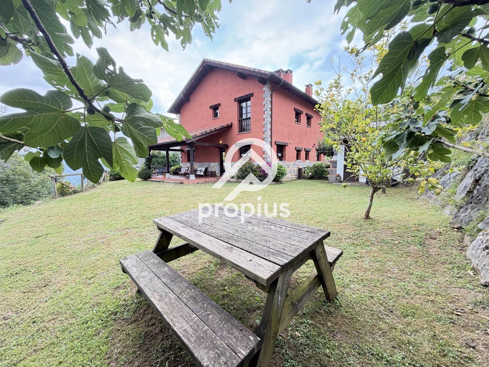 Adosado en venta Cangas de Onis, Asturias. Ref: 1935. PROPIUS