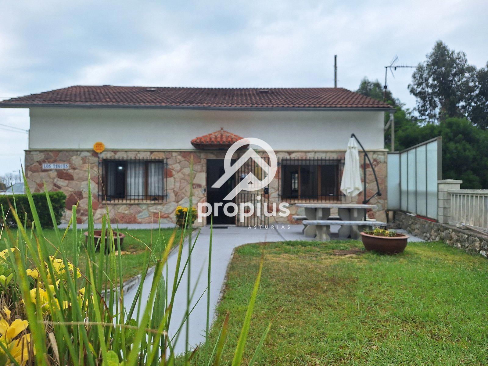 Chalet Independiente en venta Llanes, Asturias. Ref: 1943. PROPIUS