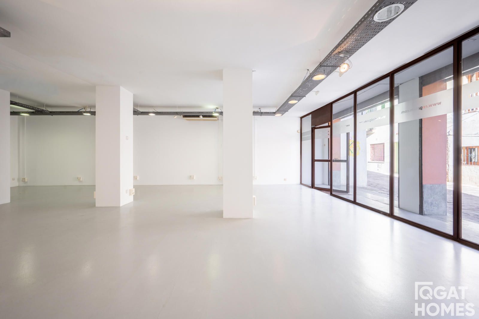 Local Comercial en lloguer Sant Cugat del Vallès, Barcelona. Ref: 1655. QGAT HOMES