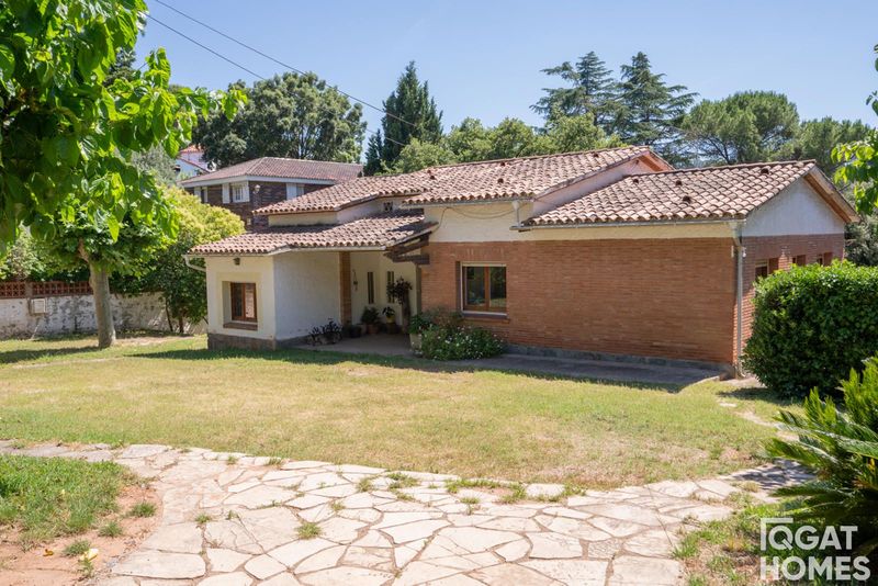 отдельная вилла на продажу Sant Cugat del Vallès, Barcelona. Ref: 1756. QGAT HOMES