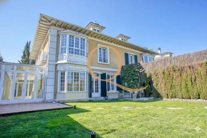 Pareado en alquiler Madrid. Ref: 1721. QUARTIERS