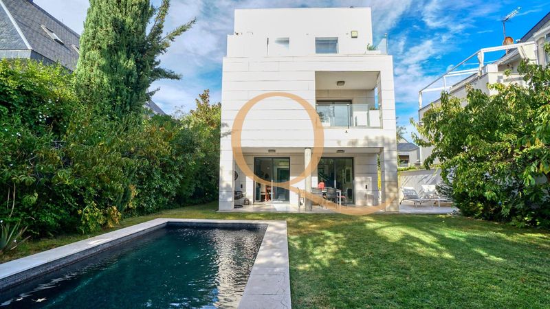 Maison de Ville en vente Madrid. Ref: 2529. QUARTIERS