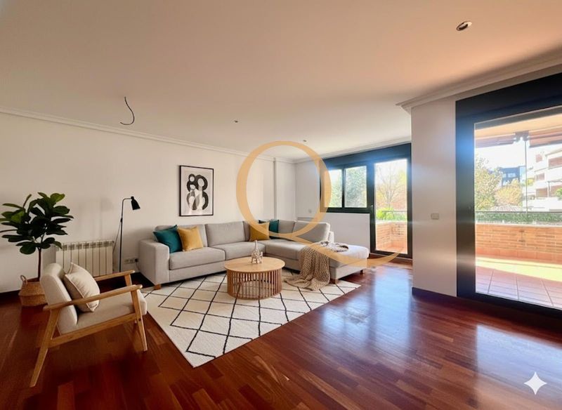 Piso con terraza en alquiler Alcobendas, Madrid. Ref: 2546. QUARTIERS