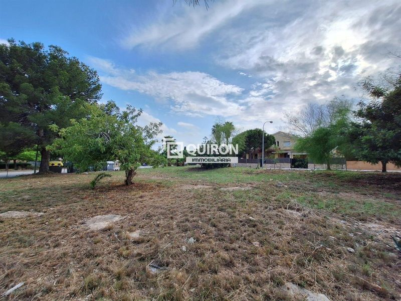 Parcela en venta El Vendrell, Tarragona. Ref: 2138. Quiron immobiliaria