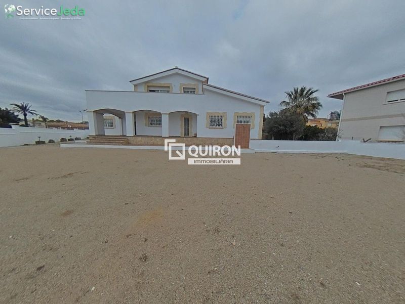 Chalet Independiente en venta Roda De Bara, Tarragona. Ref: 2173. Quiron immobiliaria