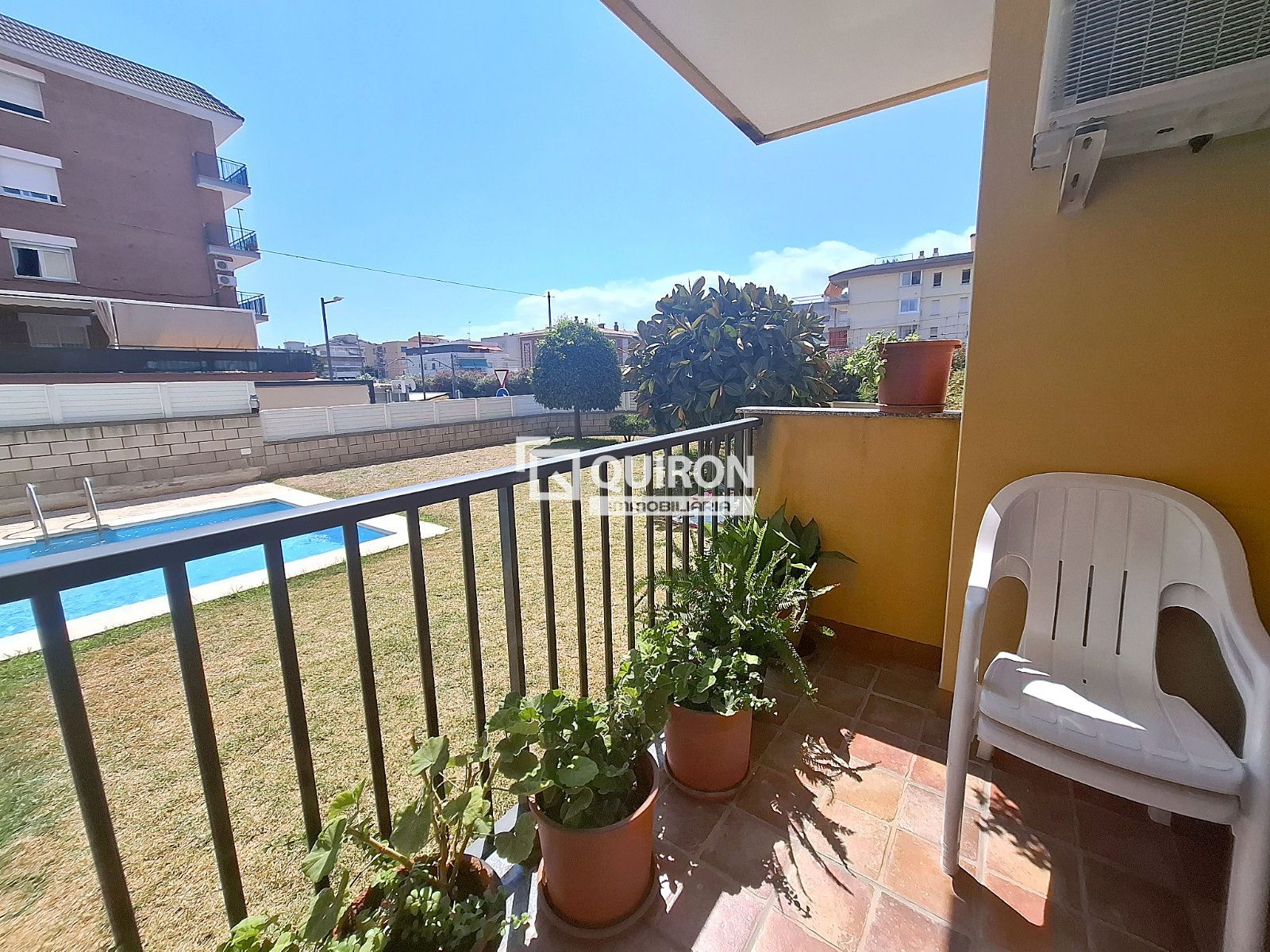 Piso de 3 dormitorios con terraza y piscina cerca del mar en Segur de Calafell - Foto 4