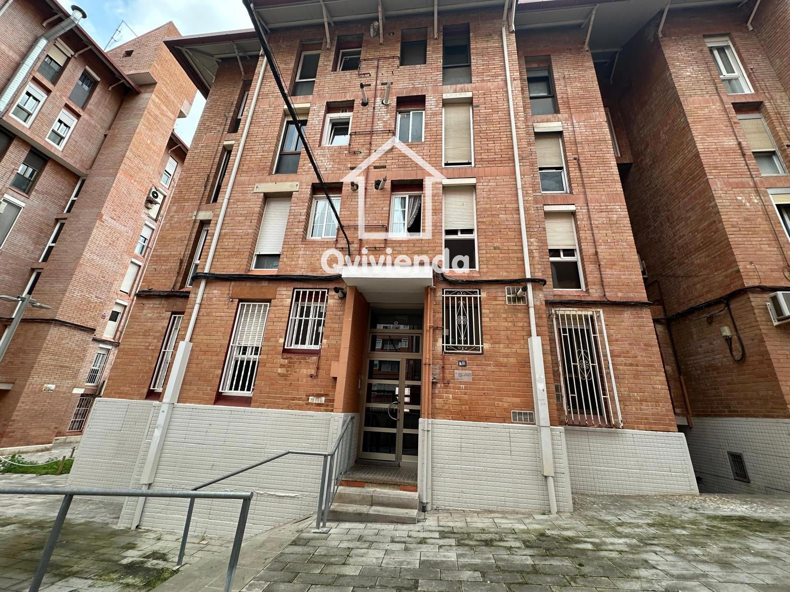 Piso en venta Sabadell, Barcelona. Ref: 14893. 