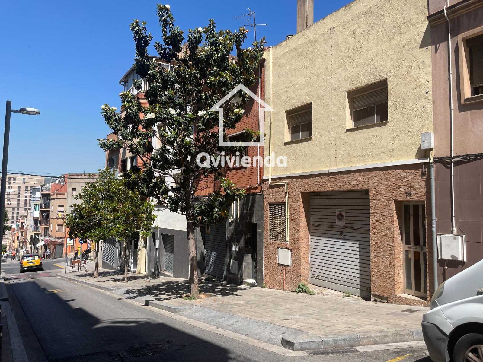 Casa en venta Santa Coloma de Gramenet, Barcelona. Ref: 15570. 
