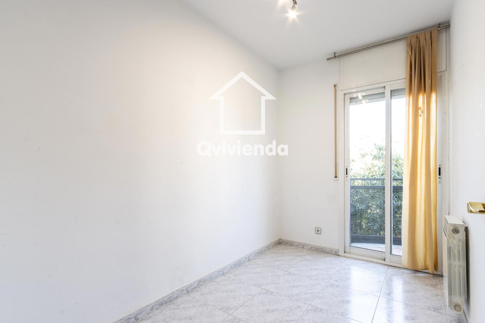 🏡 Amplio piso de 4  habitaciones en Parets del Vallès
