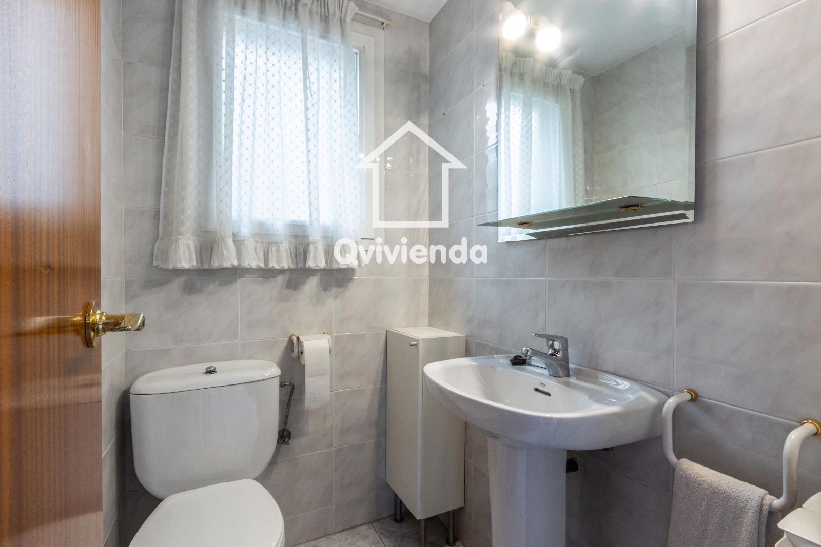 🏡 Amplio piso de 4  habitaciones en Parets del Vallès