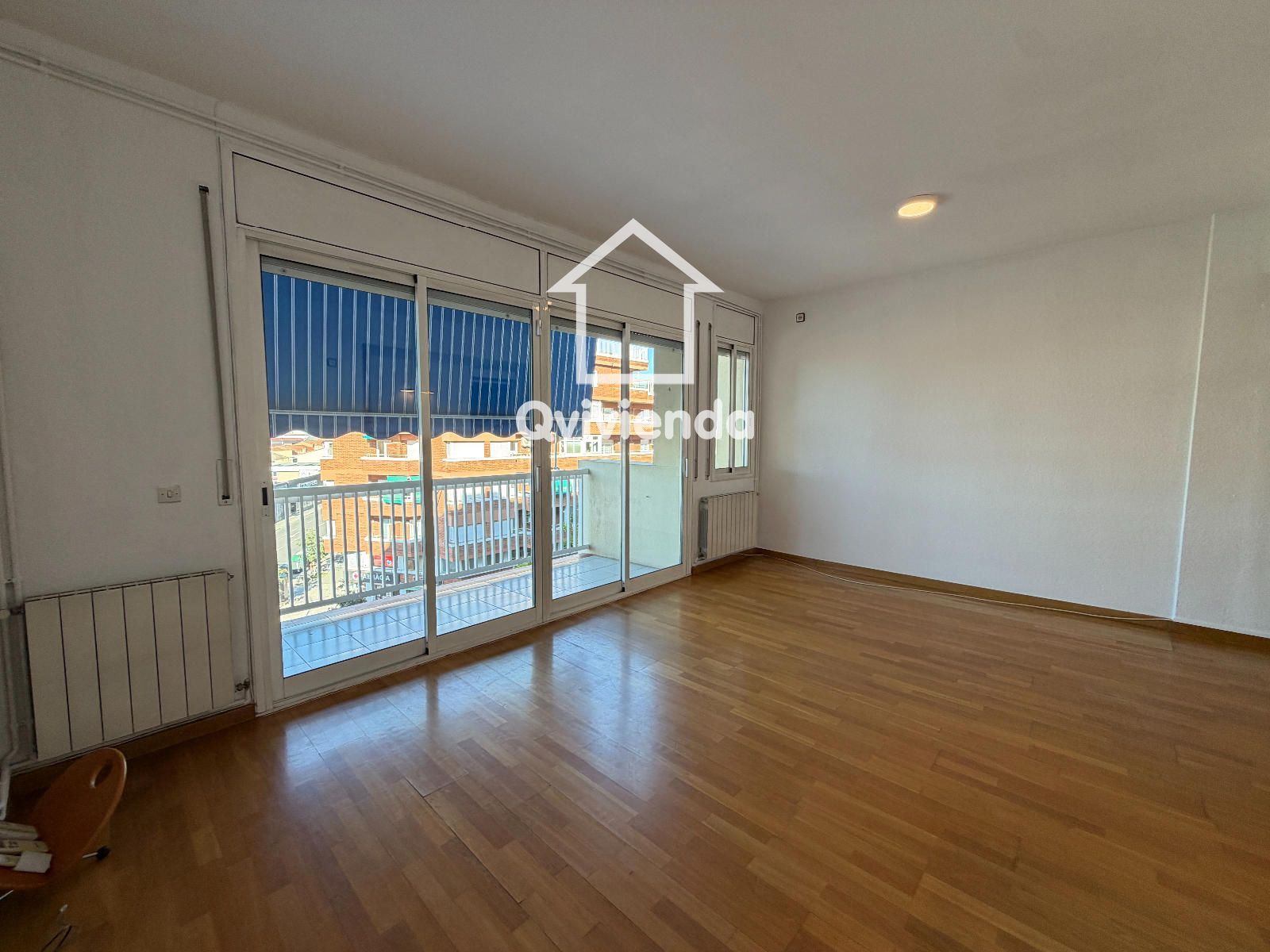Piso en alquiler en Sabadell – Ronda Ponent, luminoso y con excelentes vistas - Foto 3