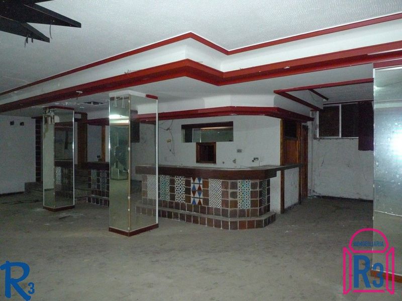 Local Comercial en venta La Virgen del Camino, León. Ref: 10082. Inmobiliaria R3