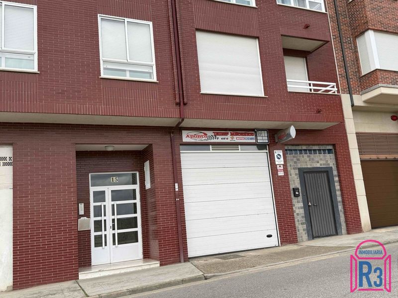 Local Comercial en venta Villaobispo De Las Regueras, León. Ref: 11594. Inmobiliaria R3