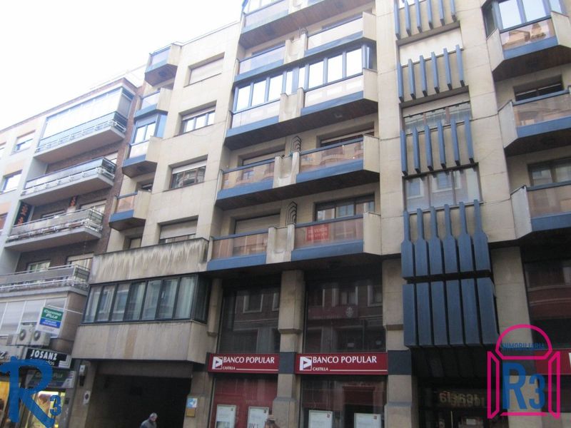 Piso en venta León. Ref: 11635. Inmobiliaria R3