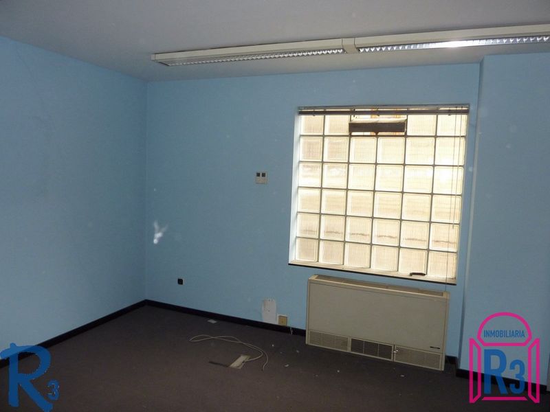 Oficina en alquiler León. Ref: 13060. Inmobiliaria R3