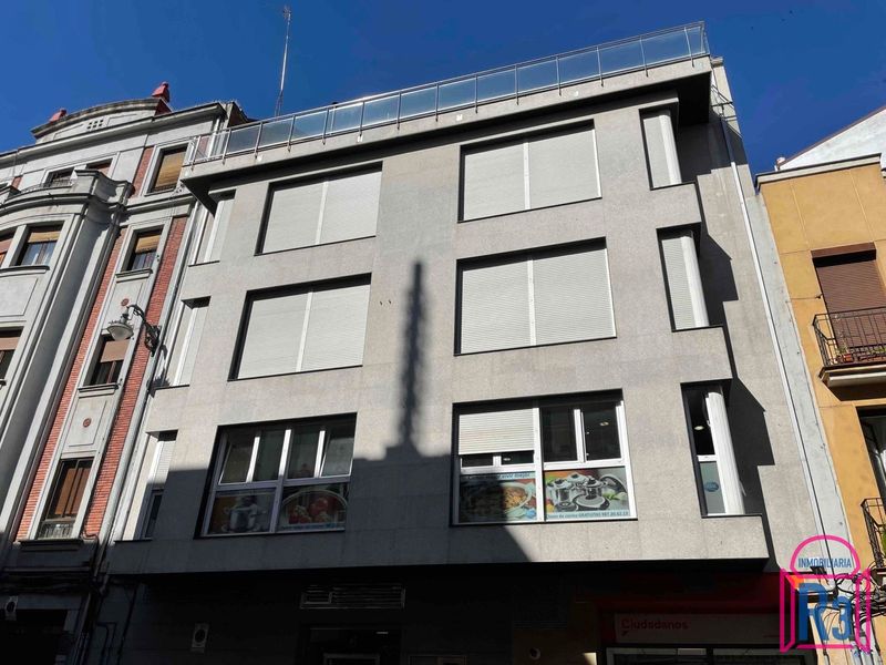 Oficina en alquiler León. Ref: 13501. Inmobiliaria R3