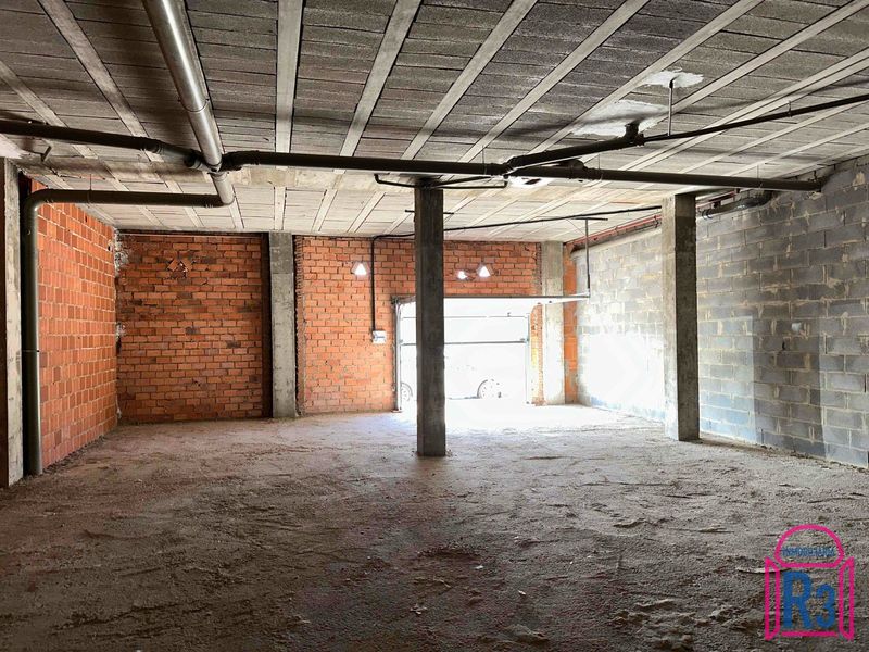 Local Comercial en venta y alquiler León. Ref: 14131. Inmobiliaria R3