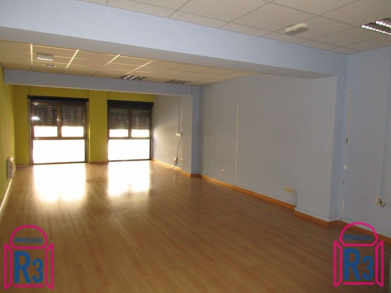 Oficina en alquiler León. Ref: 14222. Inmobiliaria R3