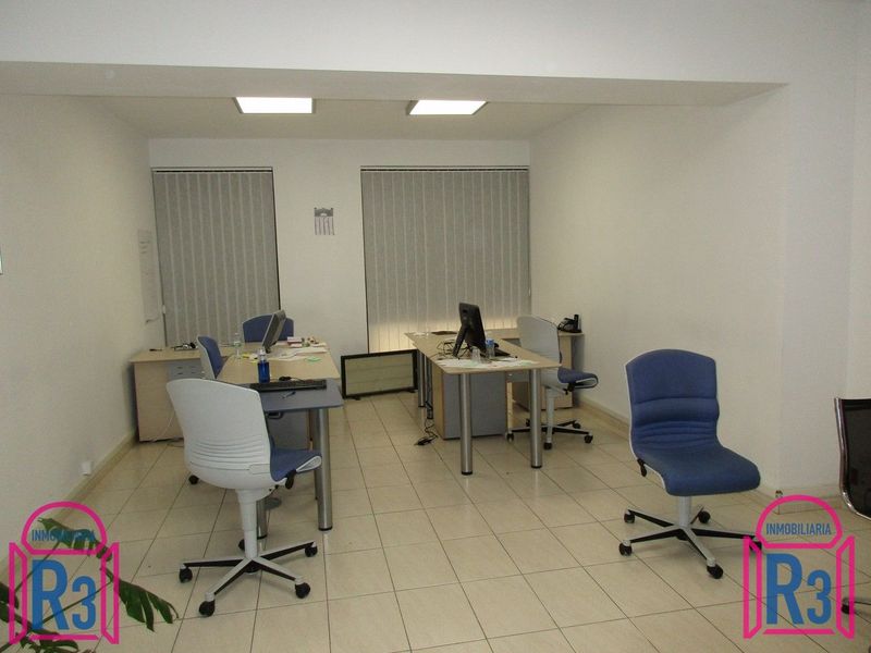 Oficina en alquiler León. Ref: 14223. Inmobiliaria R3