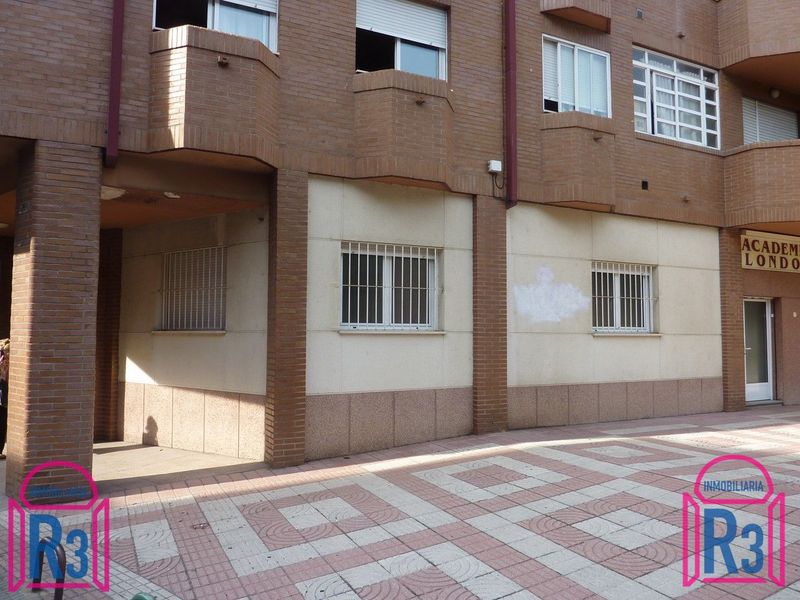 Local Comercial en venta León. Ref: 14581. Inmobiliaria R3