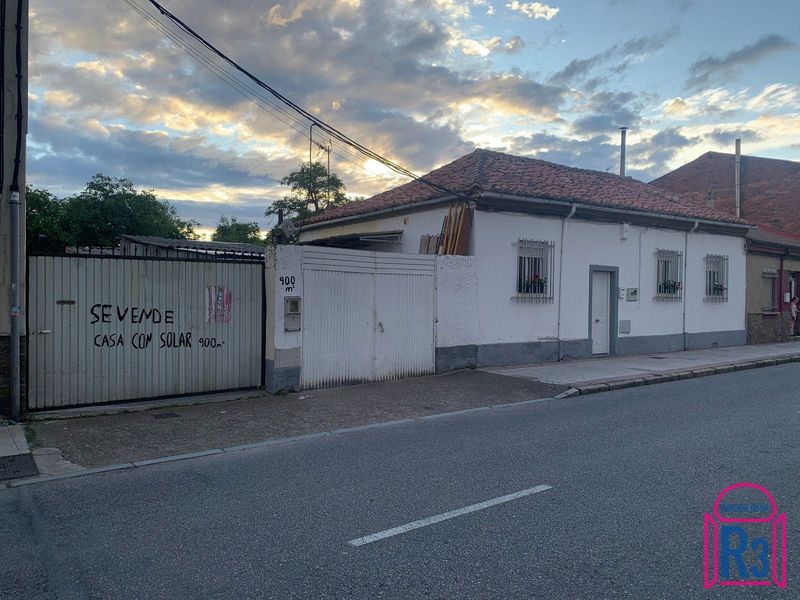 Casa en venta León. Ref: 16958. Inmobiliaria R3
