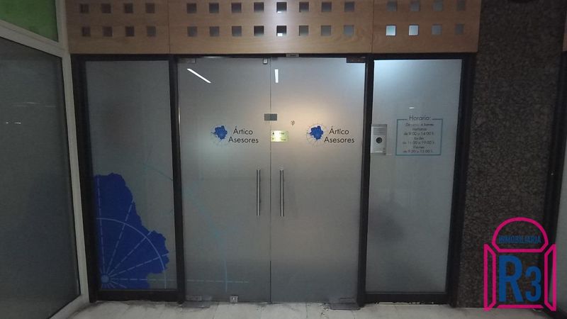 Local Comercial en venta León. Ref: 17243. Inmobiliaria R3